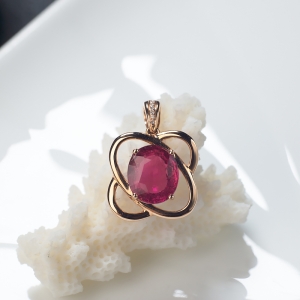 18K玫红碧玺吊坠