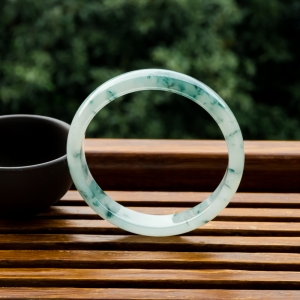 53.5mm糯冰种飘花翡翠平安镯