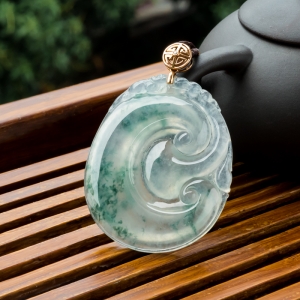 18K冰种飘花翡翠如意吊坠