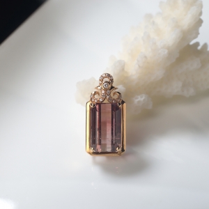 18K双色碧玺方形吊坠