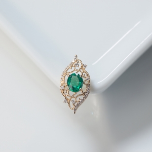 18K亮绿祖母绿吊坠