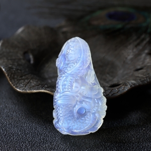 月光石辰龙吊坠