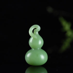 山料和田碧玉福禄吊坠