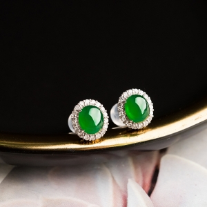18K糯冰种翠绿翡翠耳钉