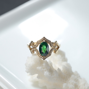 18K沙弗莱石戒指