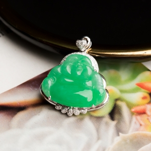 18K糯冰种苹果绿翡翠弥勒佛吊坠