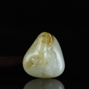 籽料和田白玉貔貅吊坠