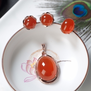 银镶冰红南红戒指/吊坠/耳钉套装