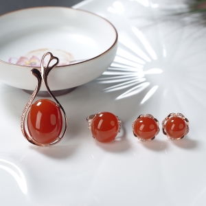 银镶冰红南红戒指/吊坠/耳钉套装