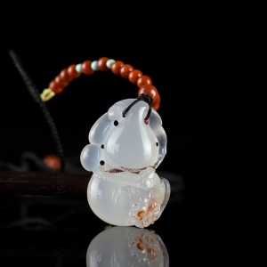 冰飘南红福禄吊坠