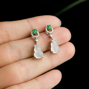 18K冰种翡翠福禄耳坠