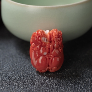 MOMO珊瑚貔貅吊坠