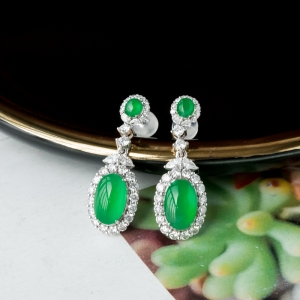 18K冰种阳绿翡翠耳坠