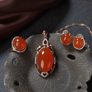 银镶冰红南红戒指/吊坠/耳钉套装