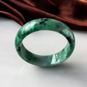 61mm糯冰种飘翠翡翠平安镯