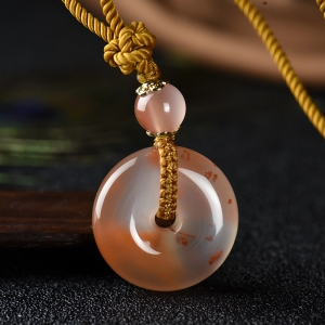 冰飘南红平安扣吊坠