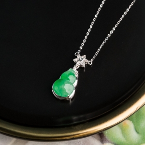 18K糯冰种飘翠翡翠福禄项链