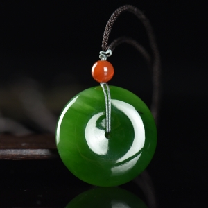 山料和田碧玉平安扣吊坠