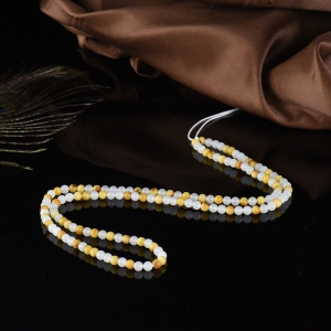 4.5mm籽料和田玉多圈手串