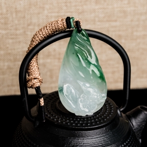 糯冰种飘翠翡翠荷塘清趣吊坠