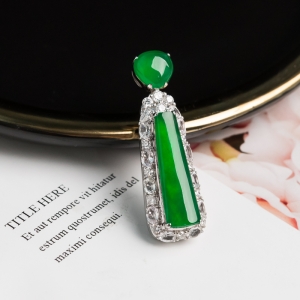 18K冰种阳绿翡翠吊坠