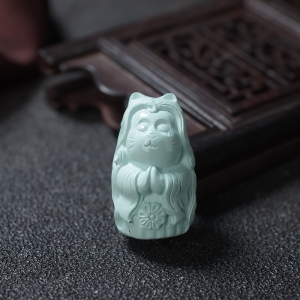 高瓷铁线浅蓝绿松石小龙女吊坠