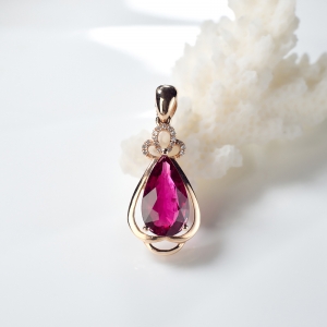 18K玫红碧玺水滴吊坠