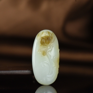 山料和田糖玉幽莲吊坠