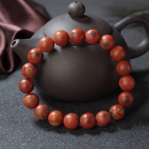 10.5mm铁皮包浆料南红单圈手串