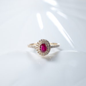 18K鸽血红红宝石戒指