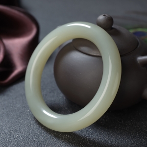 57mm山料和田青玉圆镯