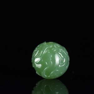 18mm山料和田碧玉凤穿牡丹圆珠