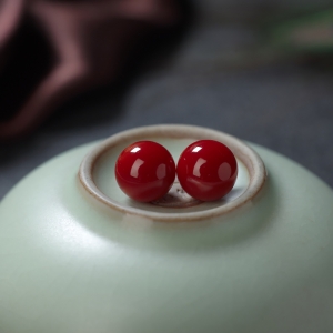 8.5mm阿卡牛血红珊瑚圆珠（两件）