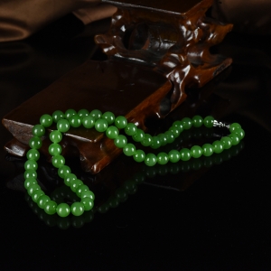 7.5mm山料和田碧玉项链