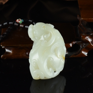 籽料和田白玉貔貅手把件