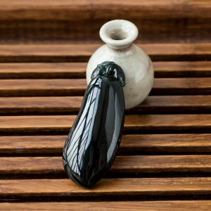 糯冰种墨翠福瓜吊坠