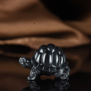 籽料和田墨玉富甲天下摆件