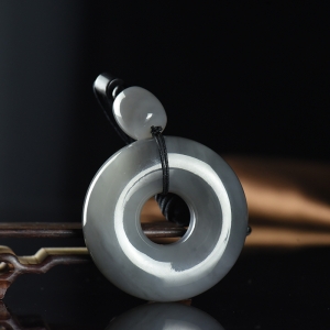 山料和田烟青玉圆满手把件