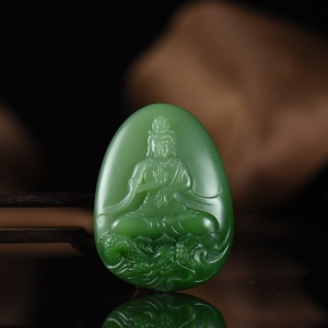 山料和田碧玉观音吊坠