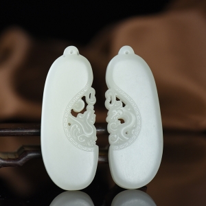 山料和田白玉龙凤对牌吊坠（二件）