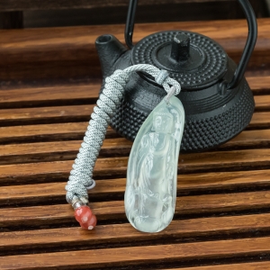 冰种晴水翡翠大日如来吊坠