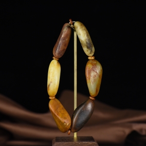 籽料和田玉原石单圈手串