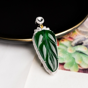 18K冰种深绿翡翠金枝玉叶吊坠