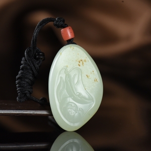 籽料和田白玉观音吊坠