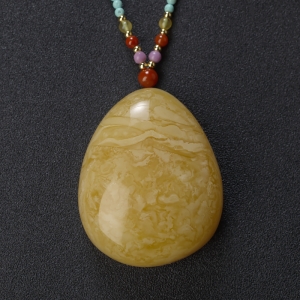 白花蜜蜡水滴吊坠