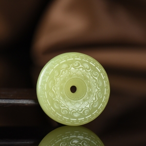 山料和田黄玉平安扣吊坠