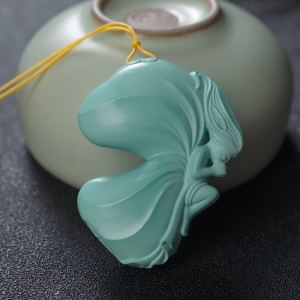 中瓷蓝绿绿松石小精灵吊坠