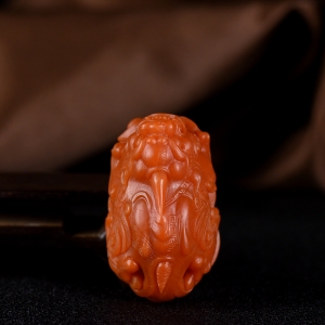 柿子红南红貔貅吊坠