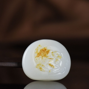 山流水料和田羊脂白玉蝶恋花吊坠