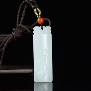 籽料和田白玉数钱吊坠